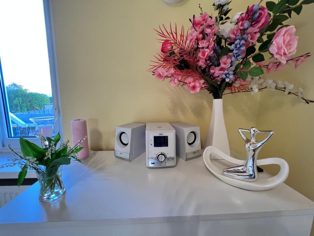 Wolnosci 21 Jelenia Gora Apartment Екстериор снимка