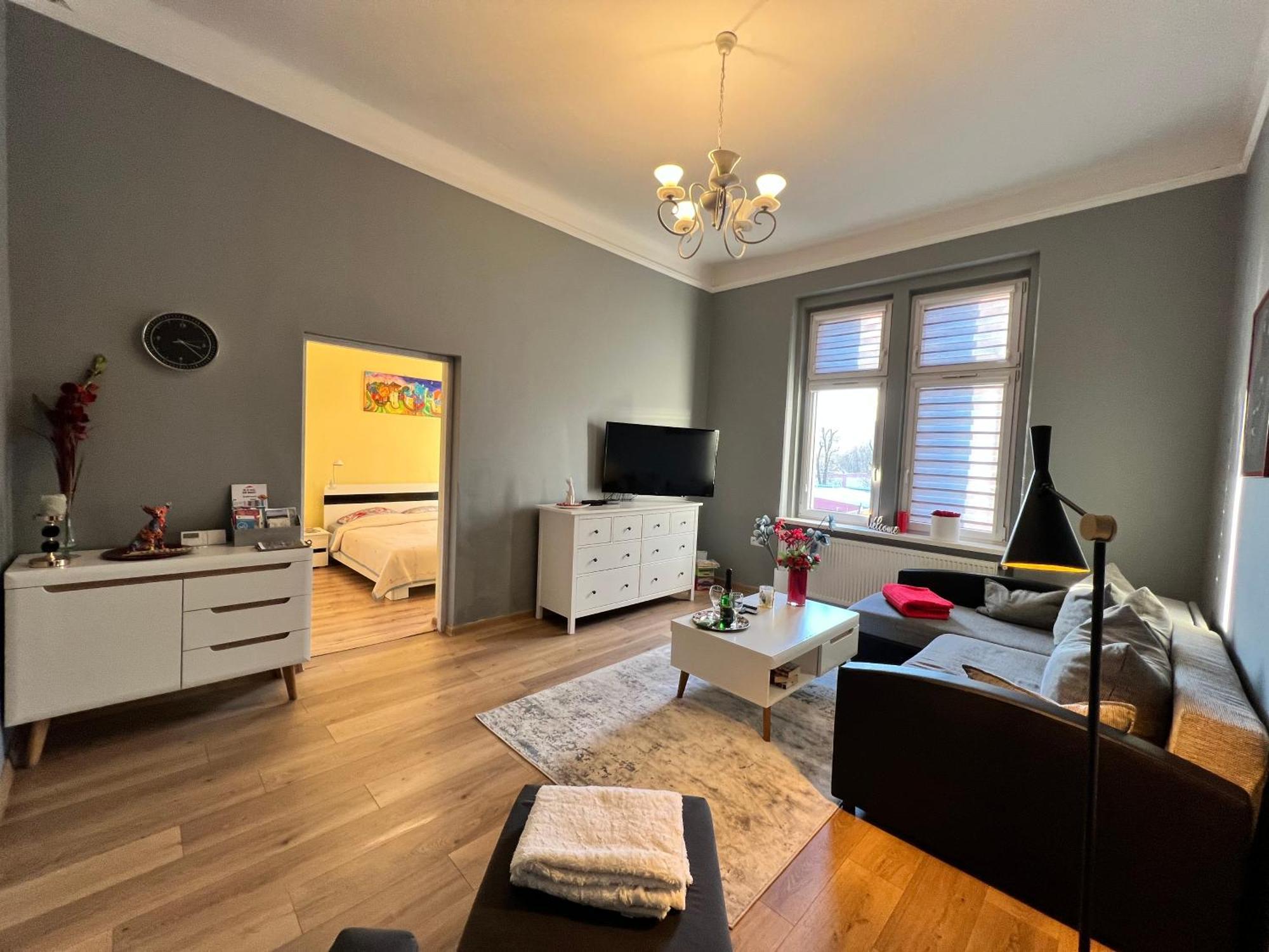 Wolnosci 21 Jelenia Gora Apartment Екстериор снимка