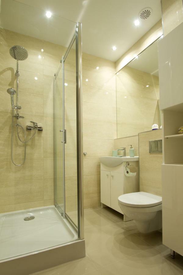 Wolnosci 21 Jelenia Gora Apartment Екстериор снимка