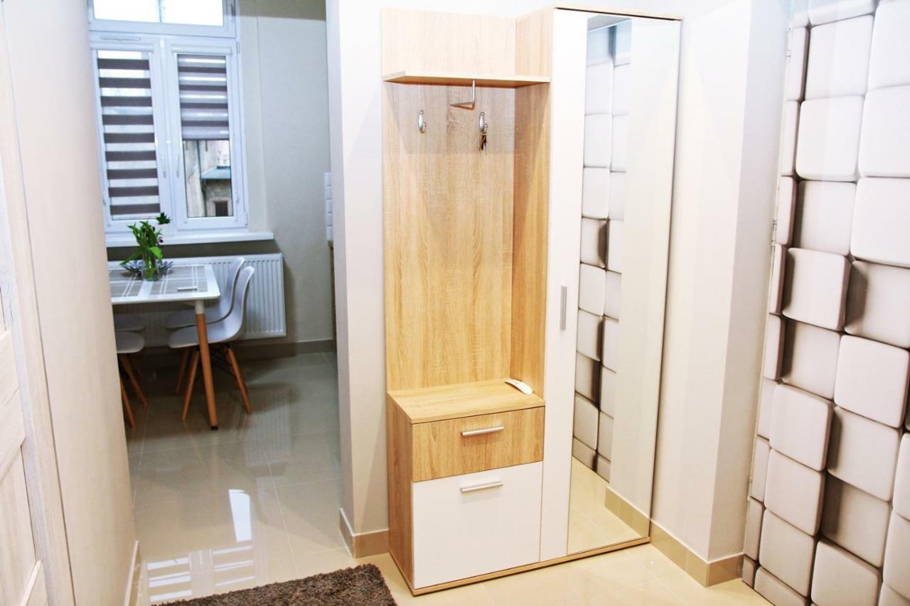 Wolnosci 21 Jelenia Gora Apartment Екстериор снимка