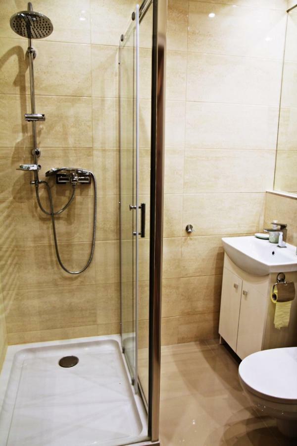 Wolnosci 21 Jelenia Gora Apartment Екстериор снимка